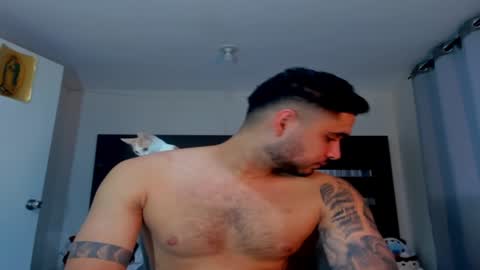 AustinTorres  online show from 5, 1, 2025