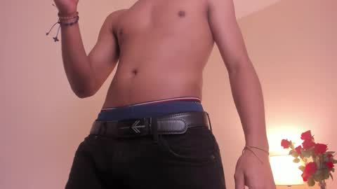 Snapshot of austintowers_ chatting on 2, 2, 2026 Ebony Austin online show from 2, 2, 2026