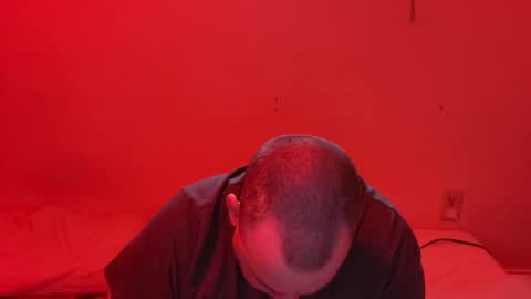 Snapshot of auz1812 chatting on 4, 11, 2025 Auz online show from 4, 11, 2025