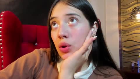Snapshot of ava_broown chatting on 14, 12, 2024 online show from 14, 12, 2024