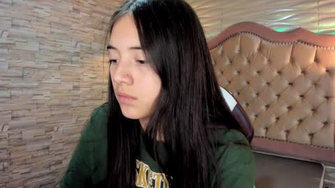 Snapshot of ava_broown chatting on 7, 2, 2025 online show from 7, 2, 2025