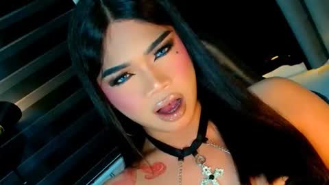Snapshot of ava_lux chatting on 4, 7, 2026 Ava online show from 4, 7, 2026