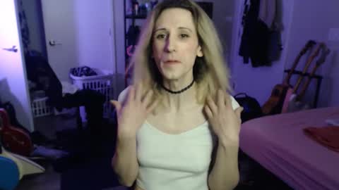 Snapshot of ava_reinhart_999 chatting on 10, 2, 2026 Ava online show from 10, 2, 2026