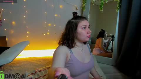ava_sterling online show from 4, 5, 2026
