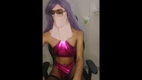 Badgirl trans69 online show from 24, 5, 2026