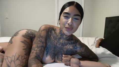 Snapshot of avaa_eve chatting on 28, 7, 2026 Ava Eve online show from 28, 7, 2026