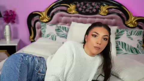 avaaaddamss online show from 4, 5, 2026