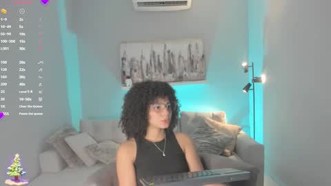 Snapshot of avalon_badger chatting on 27, 12, 2024 Avalon online show from 27, 12, 2024