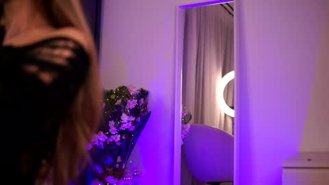 Carina online show from 15, 1, 2025