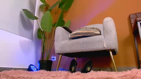 Snapshot of aveline_nuit chatting on 8, 7, 2026 Hi im aqua is nice with me online show from 8, 7, 2026