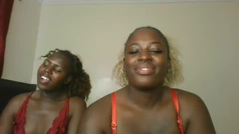 Snapshot of avian_babe1 chatting on 24, 7, 2026 avian_babe1 online show from 24, 7, 2026