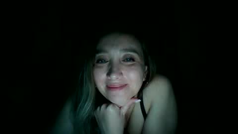 Snapshot of avinelra chatting on 30, 3, 2026 avinelra online show from 30, 3, 2026