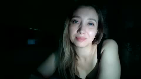 Snapshot of avinelra chatting on 14, 4, 2026 avinelra online show from 14, 4, 2026