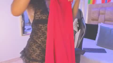 Snapshot of avis_lara chatting on 19, 6, 2026 AVIS online show from 19, 6, 2026