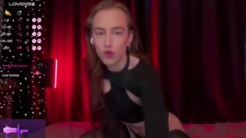 avril_pearly_ online show from 16, 1, 2026