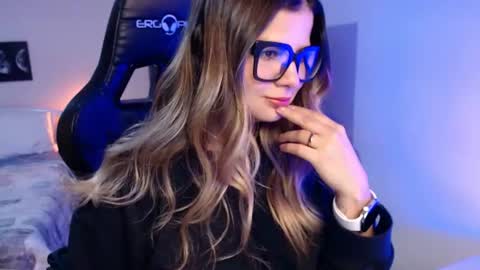 Snapshot of avrill_morgan chatting on 27, 6, 2026 Avrill Morgan online show from 27, 6, 2026