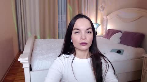 Avrora Inst online show from 12, 10, 2025