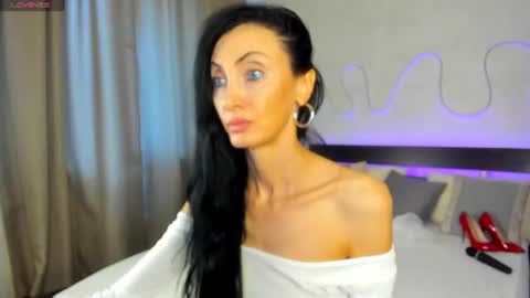Avrora online show from 28, 6, 2026