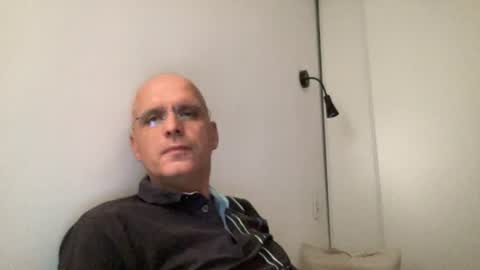 Snapshot of awakendreamcple chatting on 2, 8, 2026 awakendreamcple online show from 2, 8, 2026