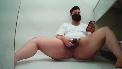 Snapshot of awardy3211 chatting on 17, 9, 2025 awardy3211 online show from 17, 9, 2025