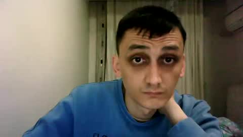 Snapshot of awesenheit chatting on 3, 12, 2024 awesenheit online show from 3, 12, 2024