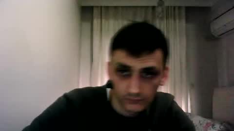 Snapshot of awesenheit chatting on 1, 2, 2025 awesenheit online show from 1, 2, 2025