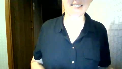 awesomeladyy online show from 8, 6, 2026