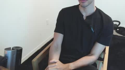 Snapshot of awwdi1 chatting on 21, 2, 2025 Edward Skellington online show from 21, 2, 2025