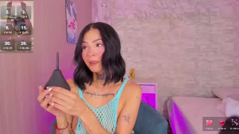 Axara online show from 10, 11, 2025