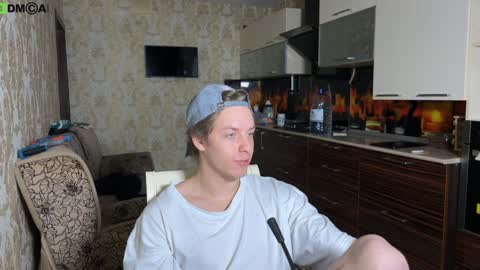 Snapshot of axaxax0axax chatting on 12, 12, 2024 TravisScott online show from 12, 12, 2024