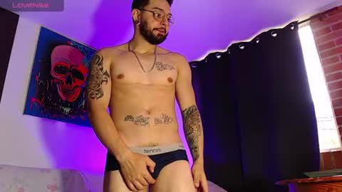 Independiente Model online show from 15, 7, 2026
