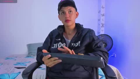 AXEL online show from 18, 10, 2025