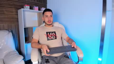 axel_grey_ online show from 19, 9, 2025
