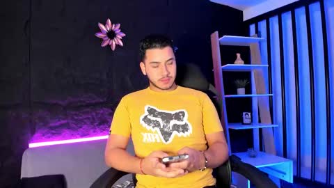 axel_grey_ online show from 16, 12, 2025