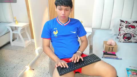 Alex online show from 7, 11, 2025