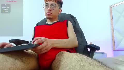 AXEL  online show from 15, 10, 2025