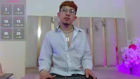 AXEL  online show from 21, 10, 2025