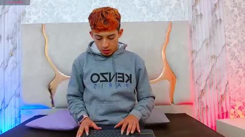 AXEL  online show from 11, 2, 2026