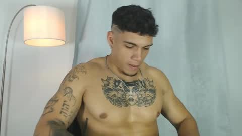 Snapshot of axel_taylor21 chatting on 30, 1, 2025 INDEPENDENT MODEL online show from 30, 1, 2025