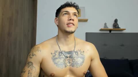 Snapshot of axel_taylor21 chatting on 18, 9, 2025 INDEPENDENT MODEL online show from 18, 9, 2025