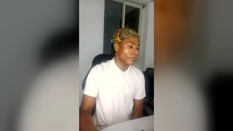 Snapshot of axelbycortez chatting on 3, 8, 2026 axelbycortez online show from 3, 8, 2026
