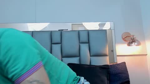    online show from 9, 1, 2025