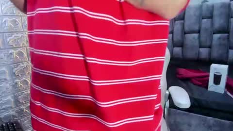 Axell Cross2 online show from 13, 2, 2025