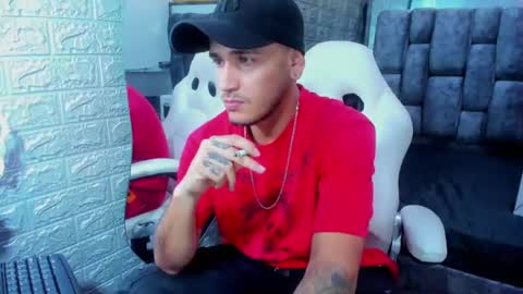 Axell Cross2 online show from 23, 2, 2025