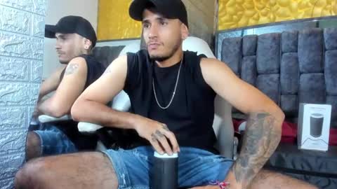 Axell Cross2 online show from 4, 3, 2025