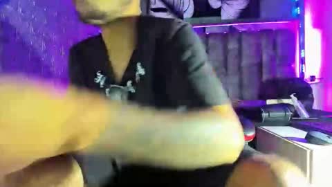 Snapshot of axell_cross2 chatting on 11, 6, 2026 Axell Cross2 online show from 11, 6, 2026