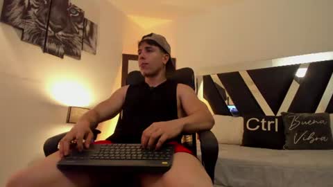 Snapshot of axelmartinezz chatting on 18, 6, 2026 axelmartinezz online show from 18, 6, 2026