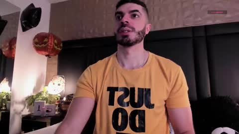 Axel Thompsom online show from 28, 10, 2025