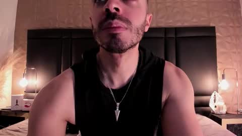 Axel Thompsom online show from 21, 11, 2025