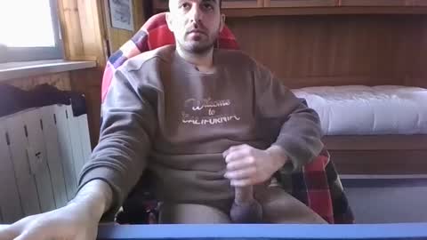 Axel online show from 31, 12, 2024